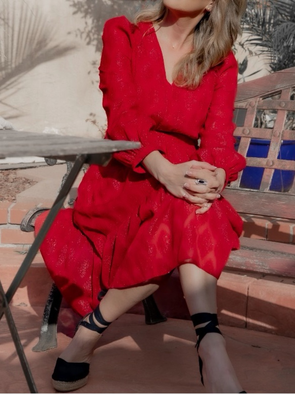 Gal Meets Glam Red V-Neck Tiered Long Sleeve Dress